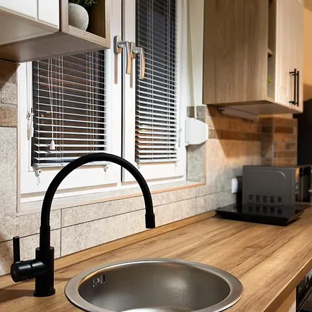 Royal - Private Parking, Garden And Terrace Vilă